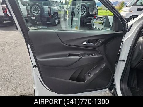 Certified 2024 Chevrolet Equinox LT AWD/4WD image 10