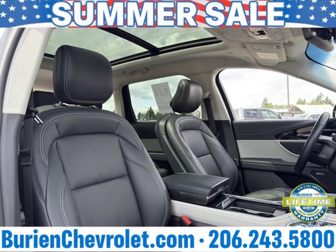 Used 2024 Lincoln Nautilus Premier w/ Equipment Group 102A AWD/4WD image 20