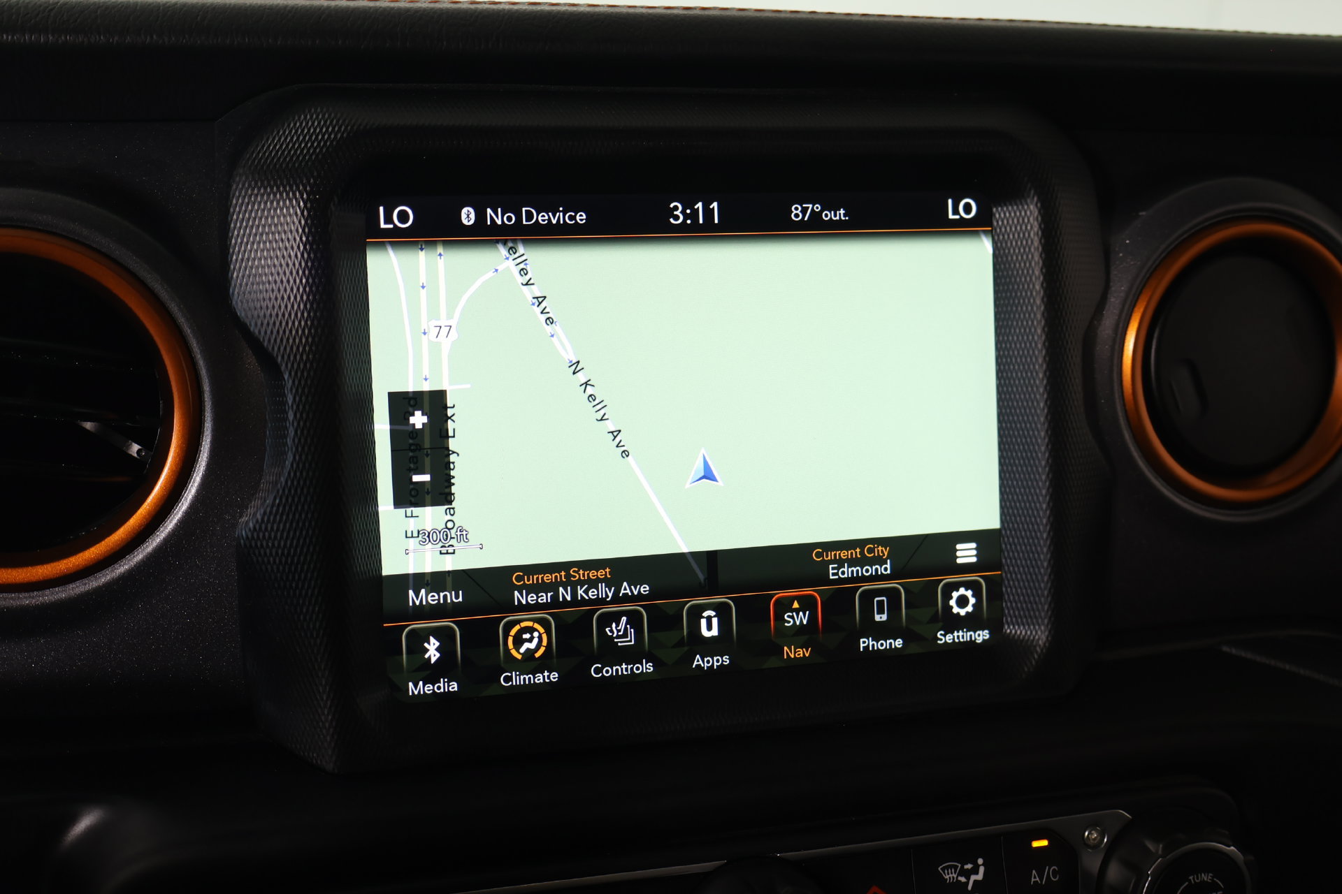 Used 2022 Jeep Gladiator Mojave w/ LED Lighting Group AWD/4WD image 7
