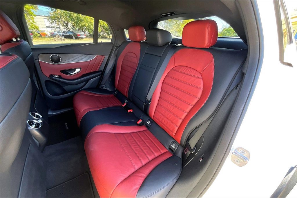 Used 2018 Mercedes-Benz GLC 300 4MATIC Coupe image 21