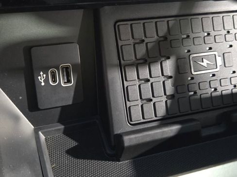 Used 2025 Ford F150 Raptor w/ Equipment Group 803A Raptor R image 32