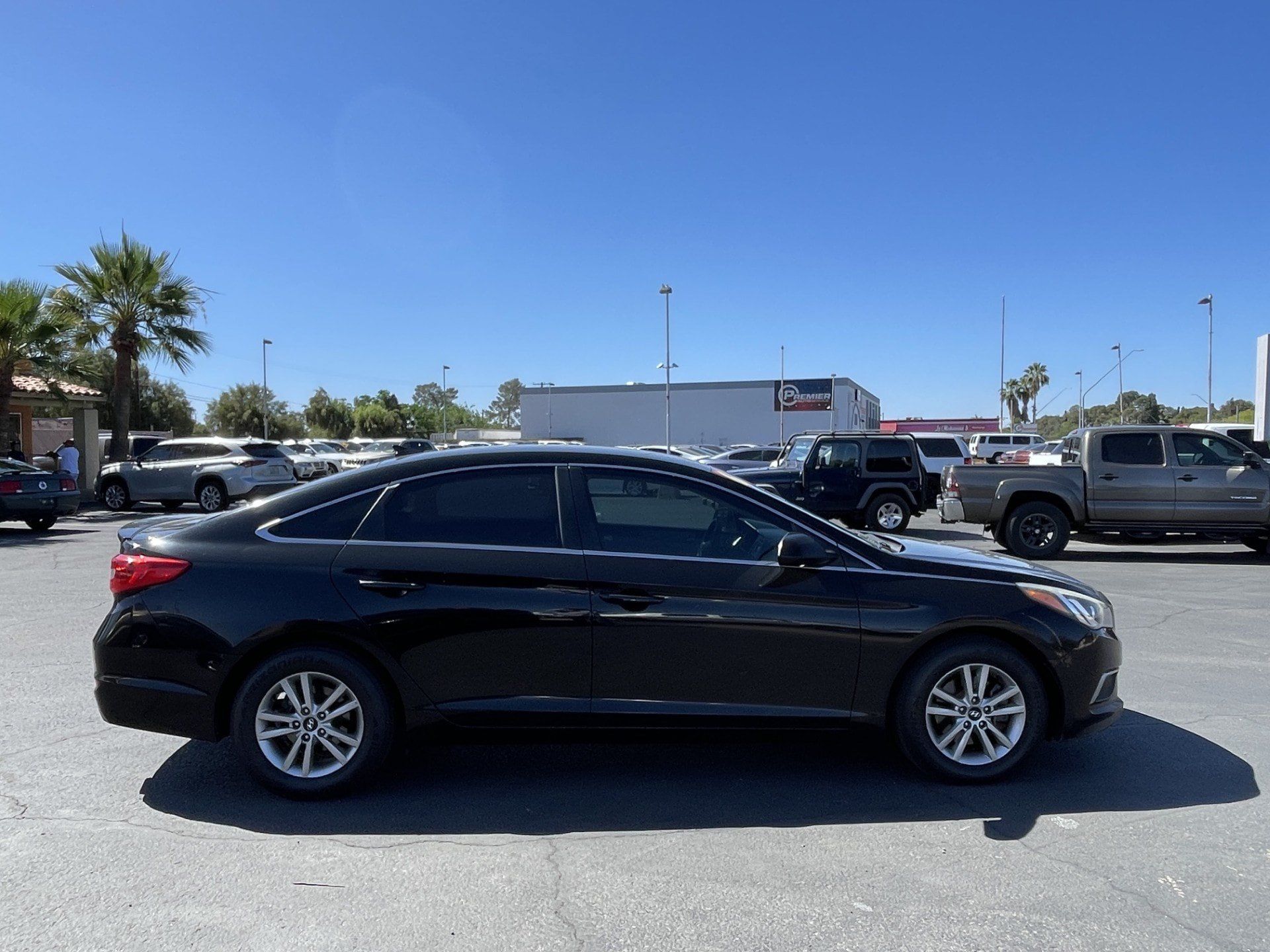 Used 2016 Hyundai Sonata SE FWD image 6