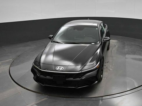 New 2026 Hyundai Elantra SEL Sport FWD image 26