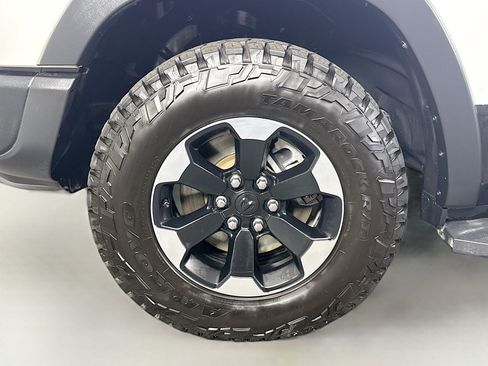 Used 2020 RAM 1500 Rebel AWD/4WD image 38