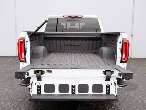 Used 2023 GMC Sierra 1500 AT4 w/ Technology Package image 27