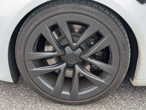 Used 2023 Tesla Model S image 10