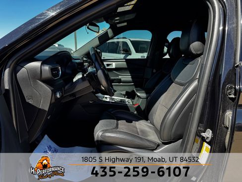 Used 2022 Ford Explorer ST w/ ST Street Pack image 17