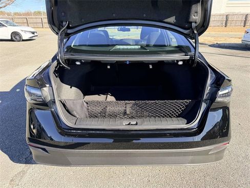 New 2026 Nissan Sentra SV w/ SV Convenience Package image 12