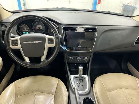Used 2013 Chrysler 200 Limited w/ Sun/Sound Group FWD image 13