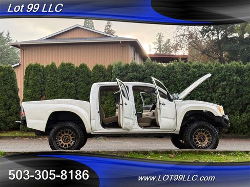 Used 2012 Toyota Tacoma PreRunner w/ SR5 Pkg image 44