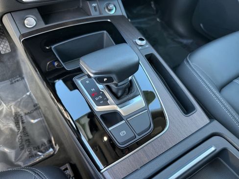 Used 2022 Audi Q5 2.0T Premium image 20