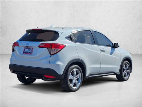 Used 2016 Honda HR-V LX image 5