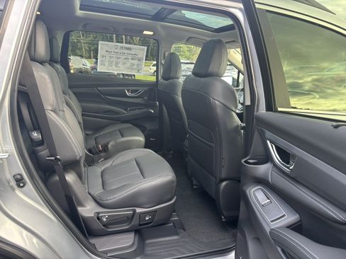 New 2025 Subaru Ascent Limited image 43