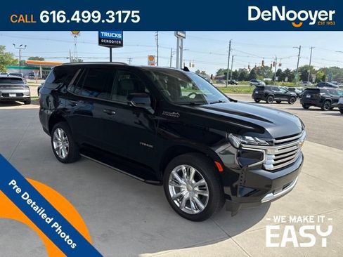 Used 2024 Chevrolet Tahoe High Country AWD/4WD image 5