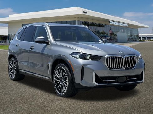 Certified 2024 BMW X5 xDrive40i AWD/4WD image 2
