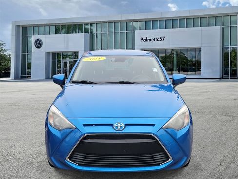 Used 2018 Toyota Yaris iA image 2