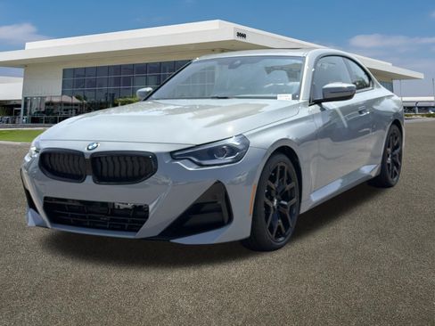New 2026 BMW 230i Coupe w/ M Sport Package RWD image 4