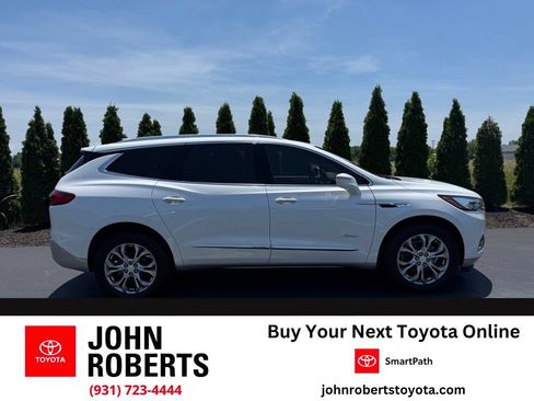 Used 2019 Buick Enclave Avenir w/ Avenir Technology Package FWD image 1