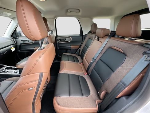 New 2025 Ford Bronco Sport Outer Banks w/ Outer Banks Tech Package+ image 17