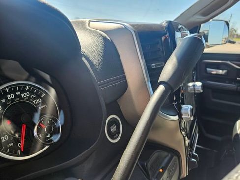 Used 2022 RAM 2500 Laramie image 24