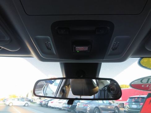 Certified 2021 Toyota Camry SE image 28