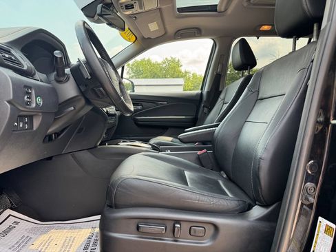 Used 2016 Honda Pilot Elite image 17