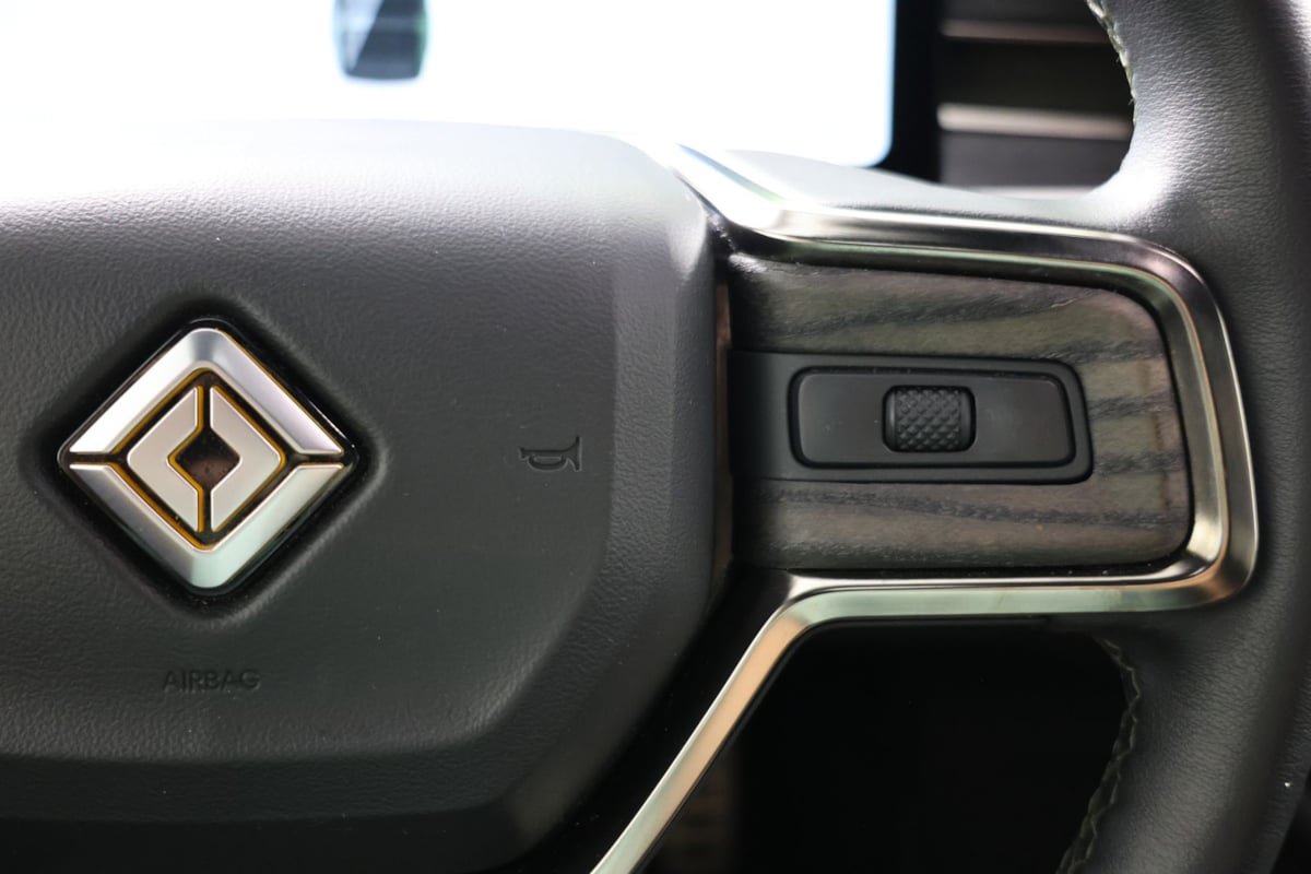 Used 2022 Rivian R1S Launch Edition Quad AWD/4WD image 26