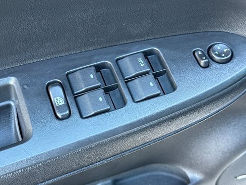 Used 2013 Chevrolet Impala LTZ image 12