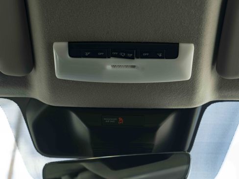 Used 2025 Nissan Kicks S w/ Interior Electronics Package AWD/4WD image 32