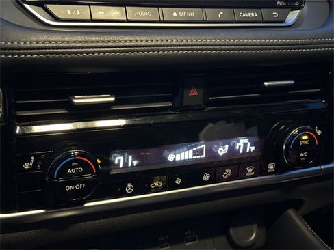 Certified 2023 Nissan Rogue SL image 18