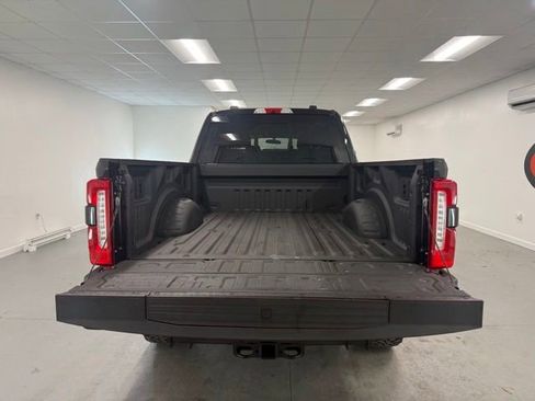 Used 2024 Ford F250 XL w/ STX Appearance Package AWD/4WD image 9