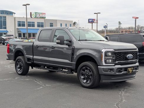 New 2026 Ford F250 XL w/ STX Appearance Package AWD/4WD image 2