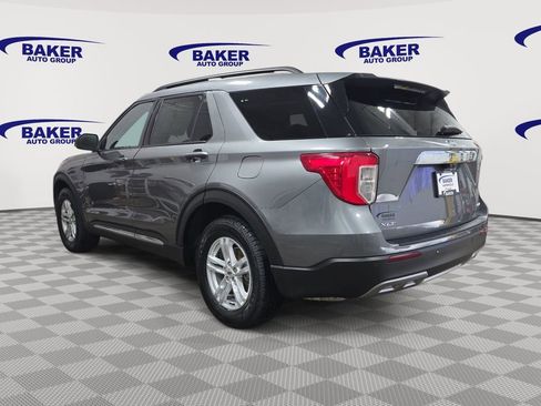 Used 2023 Ford Explorer XLT w/ Equipment Group 202A image 7