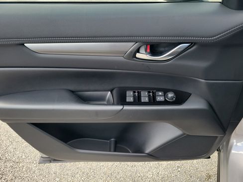 Used 2025 MAZDA CX-5 AWD 2.5 S w/ Select Package image 11