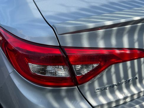 Used 2017 Hyundai Sonata SE image 15