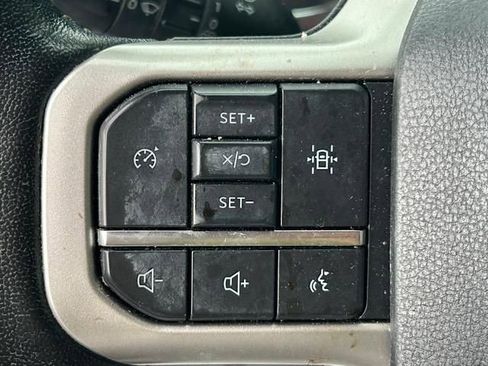 Used 2022 Ford Expedition Max XLT image 26