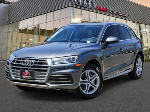 Used 2019 Audi Q5 2.0T Premium w/ Convenience Package AWD/4WD image 1