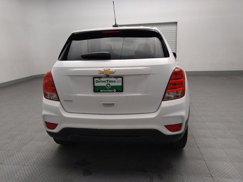 Used 2019 Chevrolet Trax LS w/ Tint and Cruise Package image 7