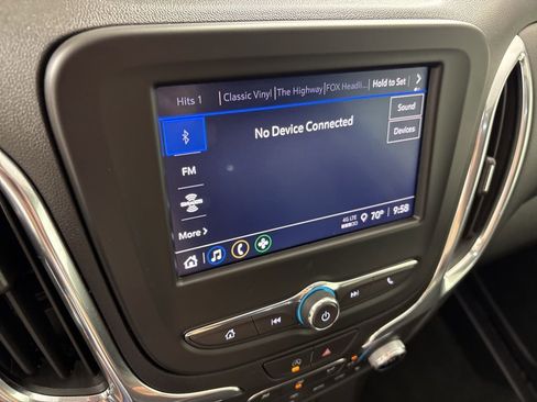 Used 2024 Chevrolet Equinox LT image 32