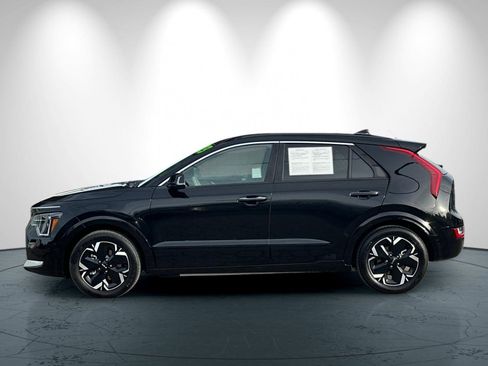 Certified 2023 Kia Niro Wave image 7
