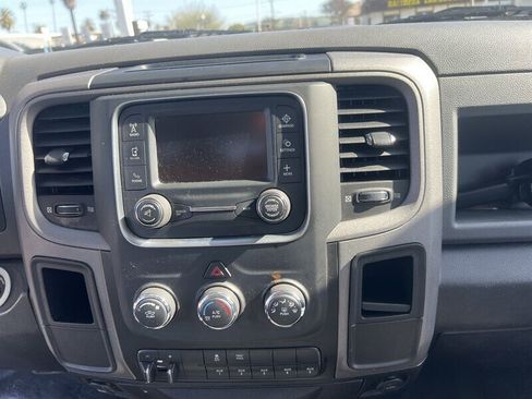 Used 2018 RAM 3500 Tradesman w/ Chrome Appearance Group RWD image 22
