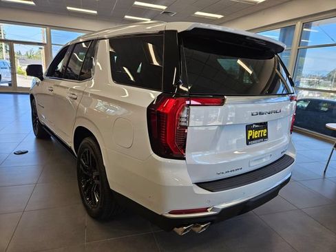 New 2026 GMC Yukon Denali w/ Denali Reserve Package AWD/4WD image 3