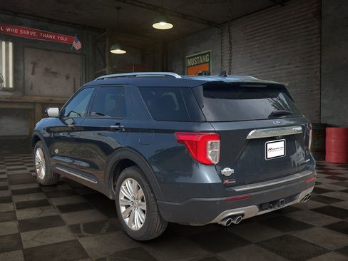 Used 2023 Ford Explorer King Ranch w/ Technology Package AWD/4WD image 4