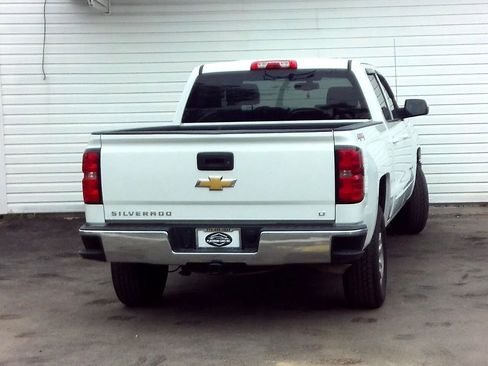 Used 2018 Chevrolet Silverado 1500 LT w/ Trailering Package AWD/4WD image 5