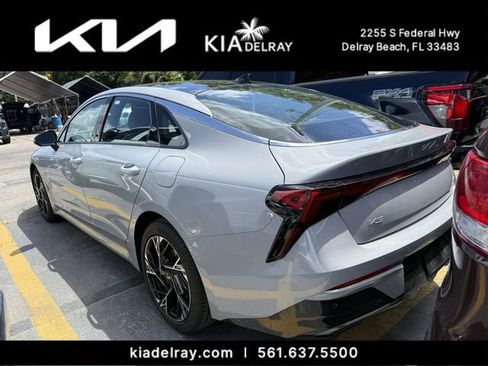 Used 2025 Kia K5 GT-Line w/ GT-Line Premium Package FWD image 8