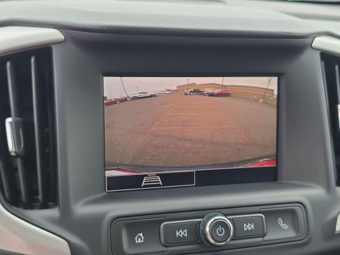 Used 2024 GMC Terrain SLE AWD/4WD image 22