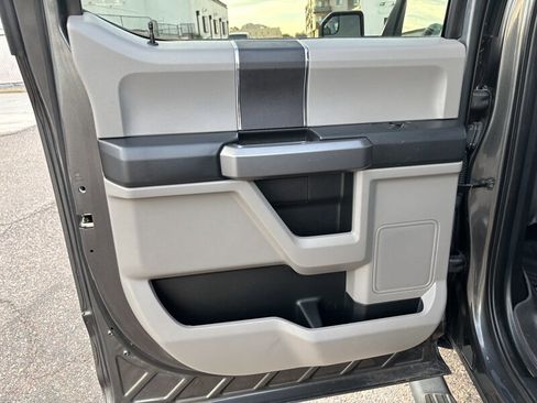 Used 2019 Ford F150 XLT image 21