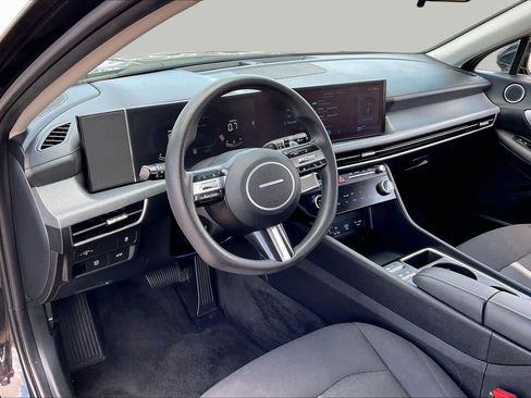Used 2025 Hyundai Sonata SEL FWD image 16