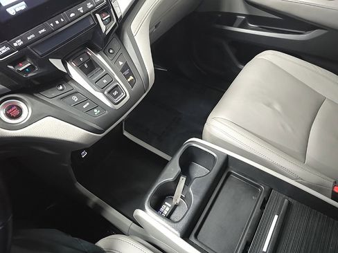 Used 2022 Honda Odyssey EX-L image 27