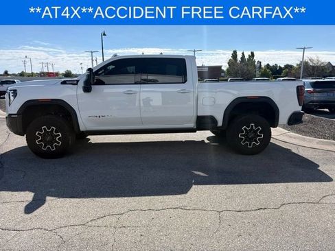 Used 2024 GMC Sierra 2500 AT4X AWD/4WD image 7